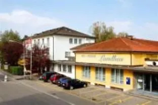 Landhus מלון