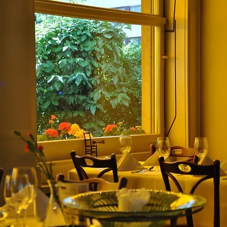 Hotel Landhus 3*