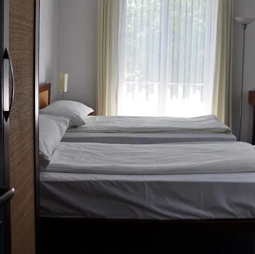 Landhus 3* Ζυρίχη